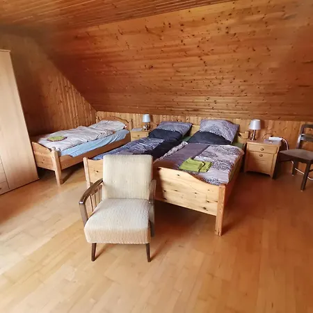 Haus Der Koenige Alojamento de Acomodação e Pequeno-almoço Wietzendorf