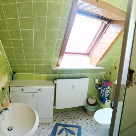Haus Der Koenige Alojamento de Acomodação e Pequeno-almoço Wietzendorf